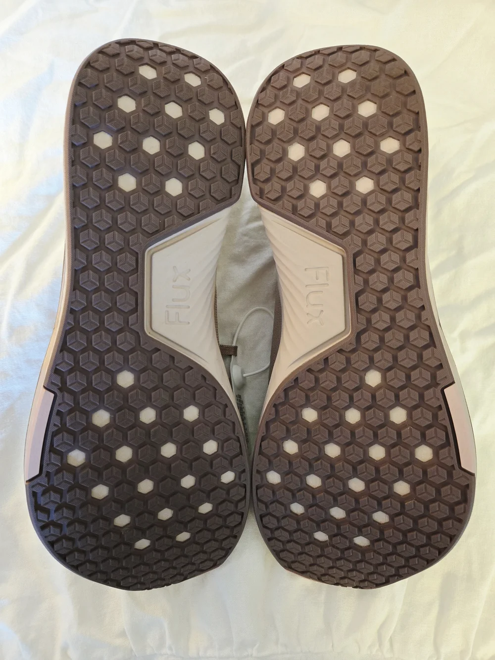 Flux Adapt Runner Mist Mens 9 Womens 10.5 Athletic Shoes